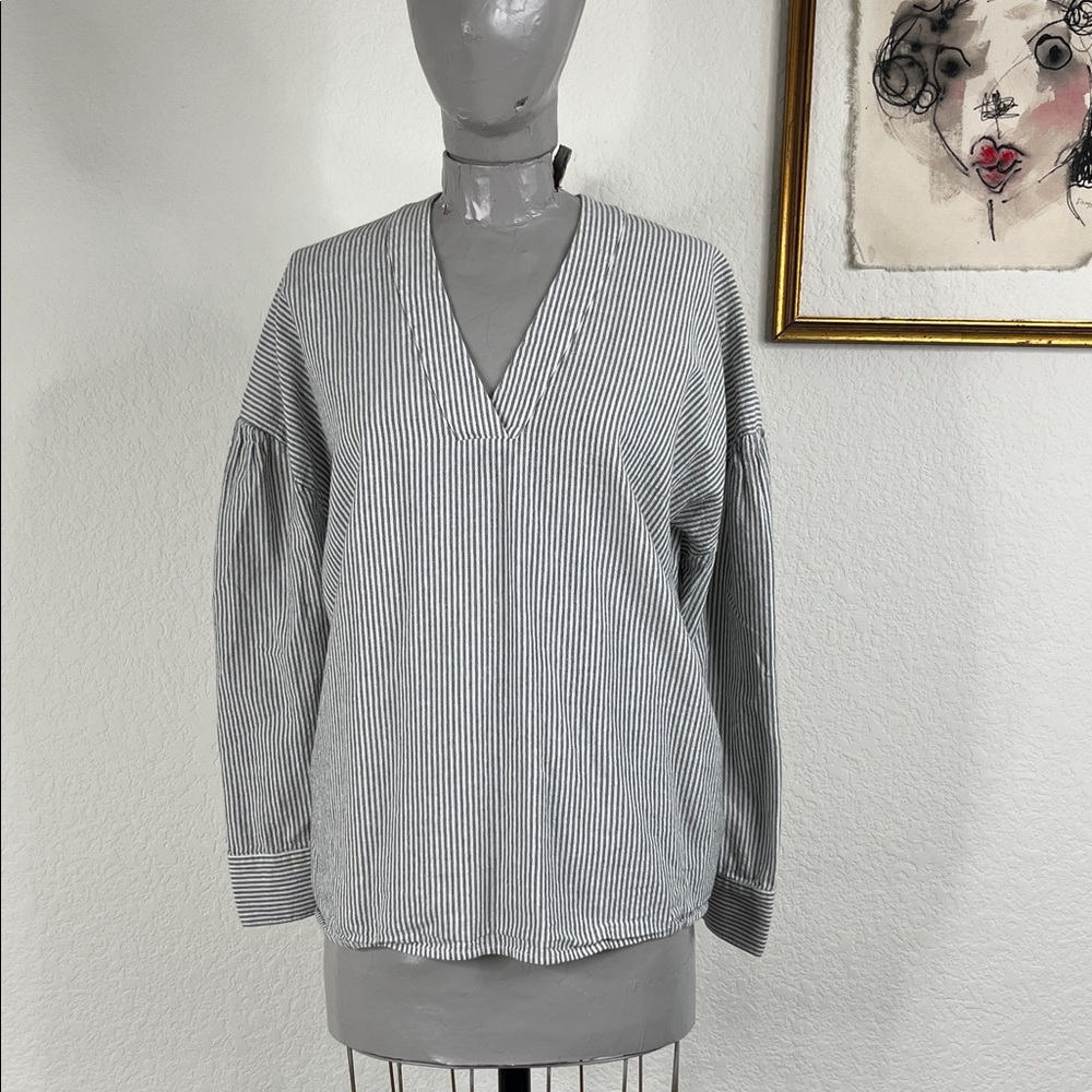 Steven Alan V Neck & Back Gray White Stripe Cotton Split Neck Oversized Top - Picture 1 of 8